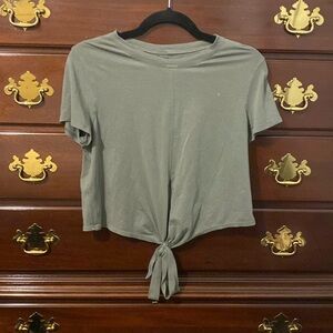 Green cropped lulu lemon shirt size small